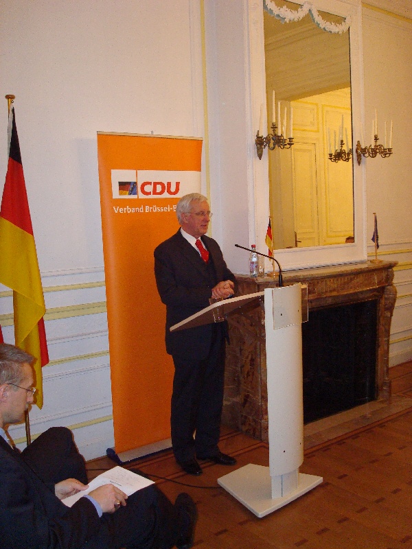 00.12.2009 - Vortrag Hartmut Nassauer - 